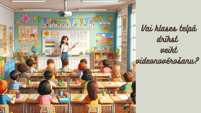 Klases telpa, kur sēž bērni. Redzama kamera.